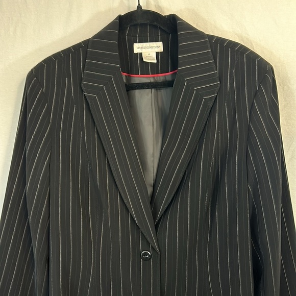 Worthington Black Silver Stripe 2 Button Blazer Jacket Size 14 - Picture 2 of 11